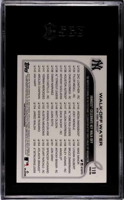 2022 Topps #119 Walk-Off Water SGC 8