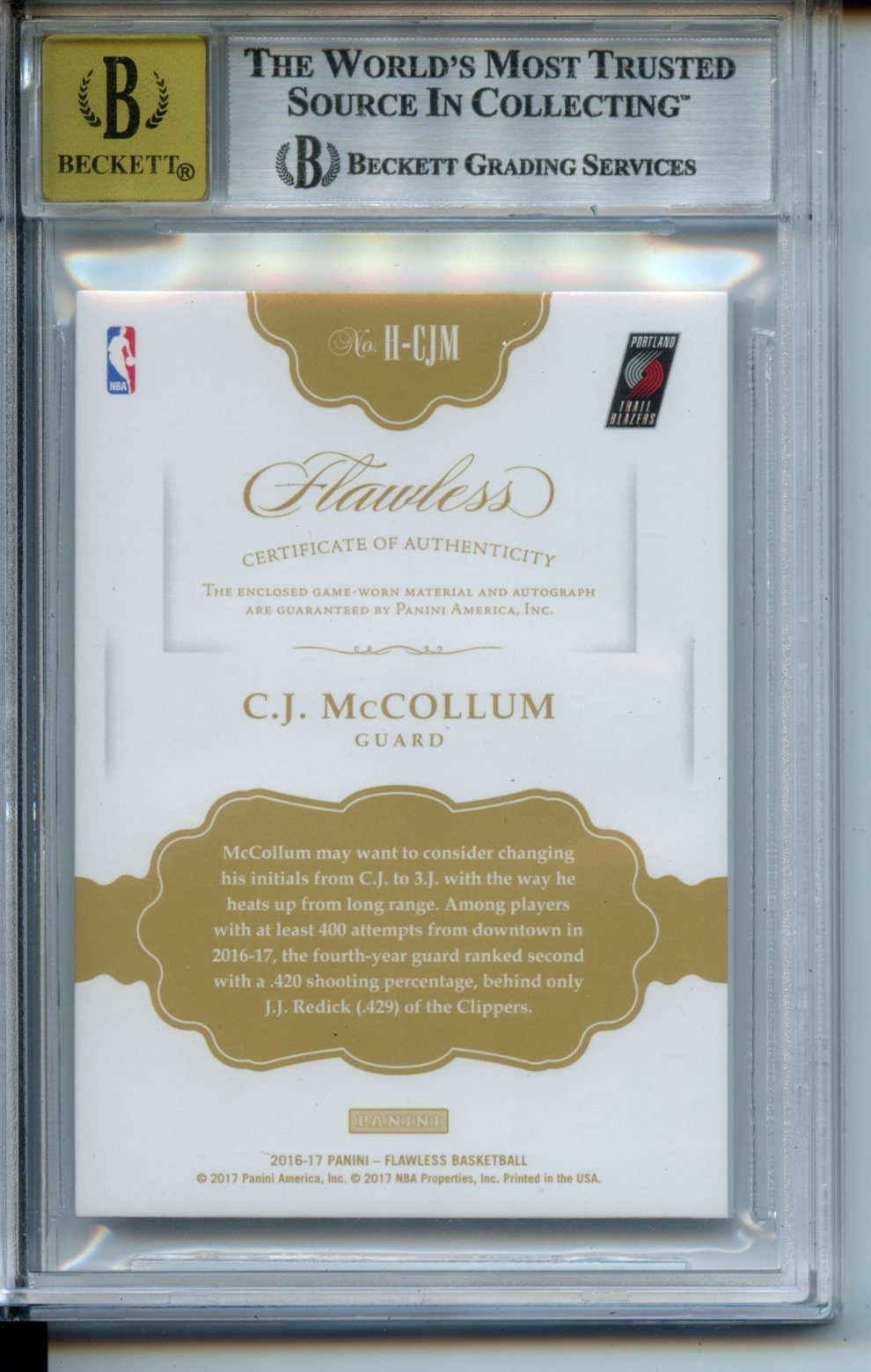 2016-17 Panini Flawless Horizontal Patch Autographs Gold #28 C.J. McCollum BGS 9-10